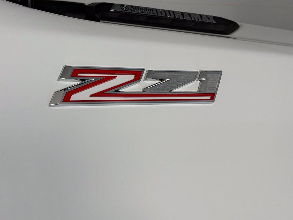 Used 2026 Chevrolet Silverado 2500 LT AWD/4WD image 13