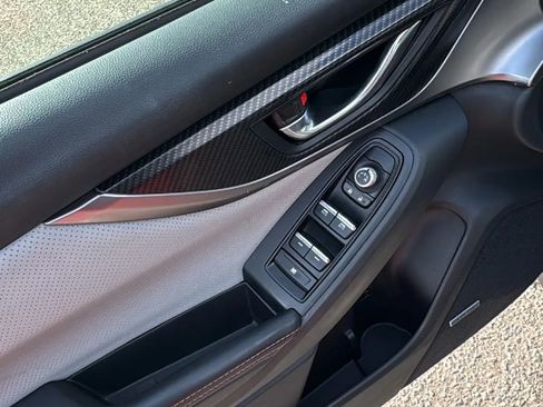 Used 2020 Subaru Crosstrek 2.0i Limited w/ Moonroof Package w/Navigation image 10