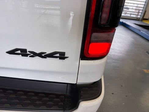Used 2023 RAM 1500 Big Horn AWD/4WD image 12