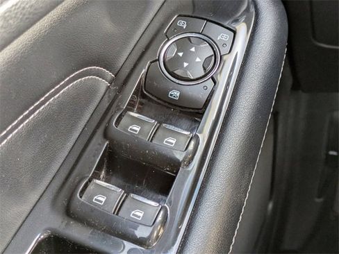 Used 2016 Ford Edge Titanium image 24