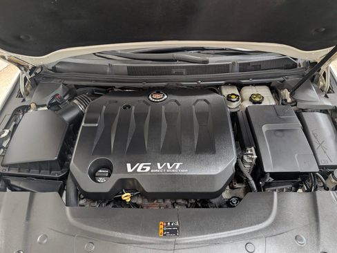 Used 2013 Cadillac XTS Premium image 22