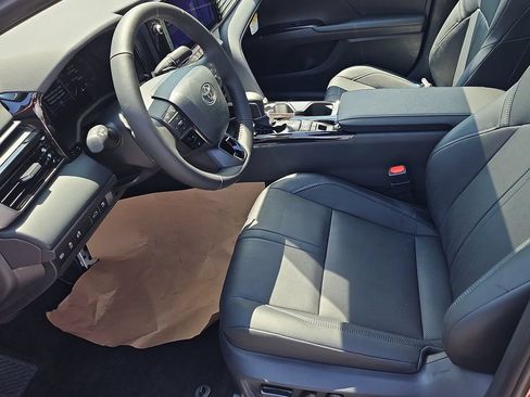 New 2026 Toyota Camry Hybrid AWD/4WD image 21