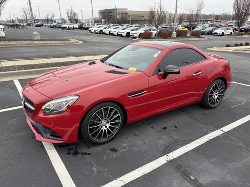 Used 2017 Mercedes-Benz SLC 300 image 5