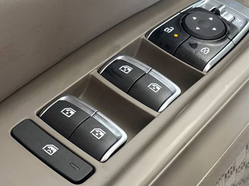 New 2026 Kia Carnival EX image 27