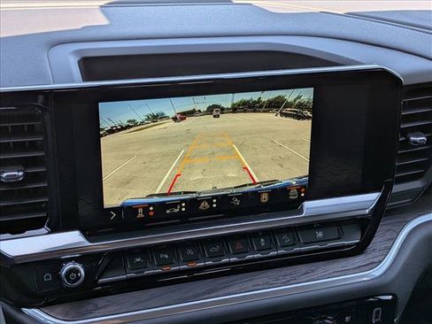 Used 2026 GMC Sierra 1500 SLT image 12