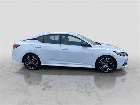 Used 2020 Nissan Sentra SR image 8