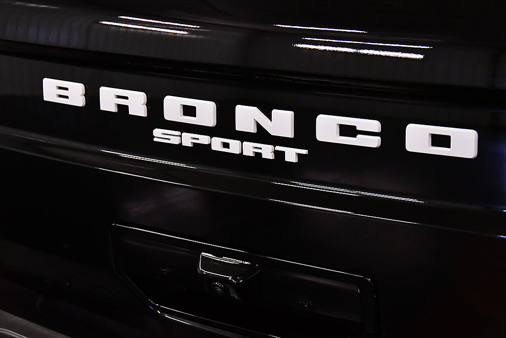 New 2026 Ford Bronco Sport Outer Banks w/ Interior Protection Package AWD/4WD image 11