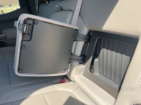 Used 2021 Chevrolet Silverado 1500 LTZ w/ LTZ Premium Package image 42