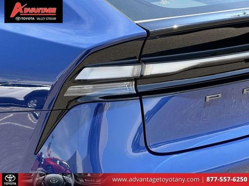Certified 2025 Toyota Prius Plug-In Hybrid FWD image 13