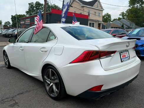 Used 2017 Lexus IS 300 AWD image 8