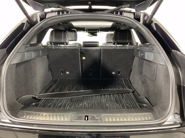 Used 2020 Land Rover Range Rover Velar R-Dynamic S AWD/4WD image 36