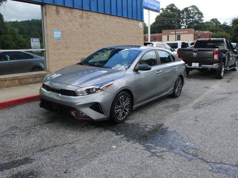 Used 2023 Kia Forte GT-Line w/ GT-Line Premium Package FWD image 3