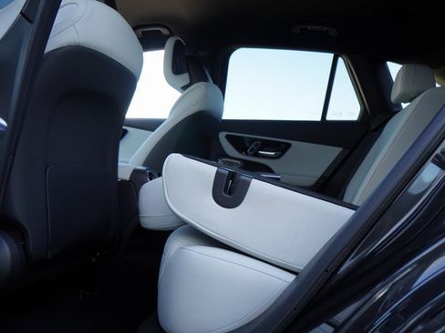 New 2026 Mercedes-Benz GLC 300 4MATIC image 27