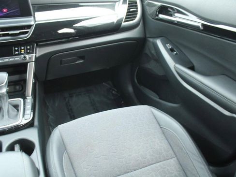 Used 2024 Kia Seltos S image 17