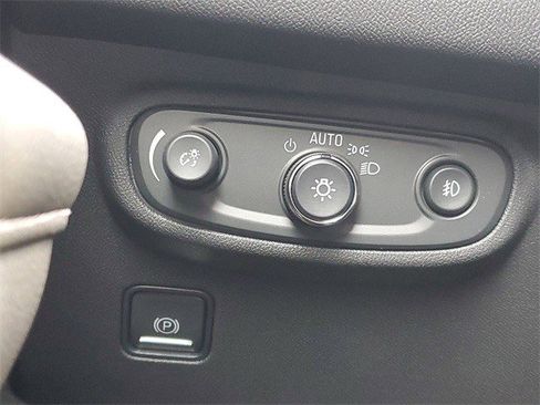 Certified 2023 GMC Terrain SLT w/ LPO, Floor Liner Package image 19