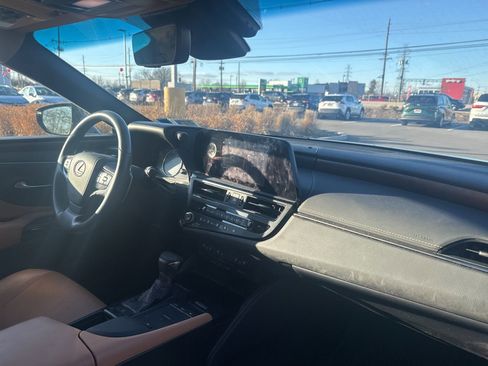Used 2022 Lexus ES 350 w/ Premium Package image 13
