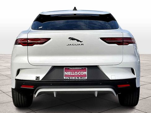 New 2024 Jaguar I-PACE R-Dynamic HSE image 6