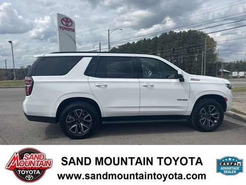 Used 2022 Chevrolet Tahoe Z71 w/ Luxury Package image 2