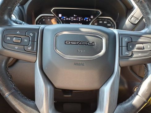 Used 2020 GMC Sierra 1500 Denali w/ Denali Ultimate Package AWD/4WD image 26