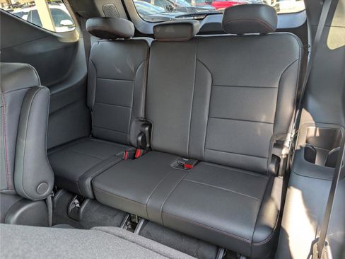 New 2026 Chevrolet Traverse Z71 image 13