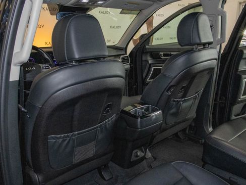 Used 2025 Kia Telluride S AWD/4WD image 10