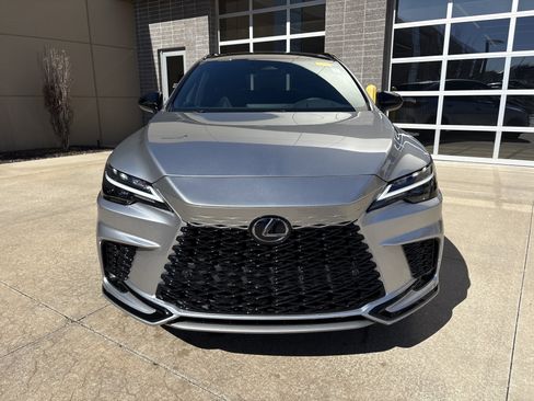 Used 2025 Lexus RX 500h F Sport image 3