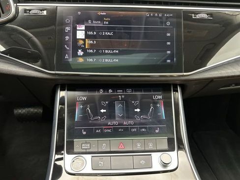 Used 2025 Audi Q8 Premium w/ Black Optic Package image 16