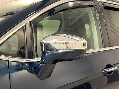 Used 2022 Chrysler Pacifica Limited image 12