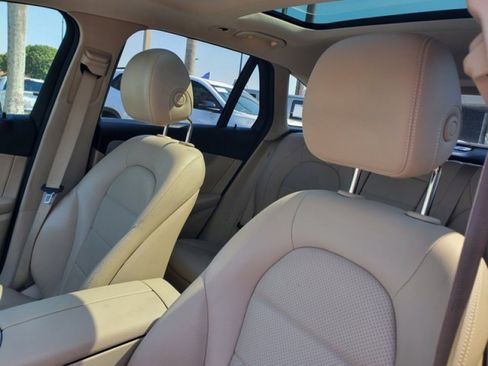 Used 2021 Mercedes-Benz GLC 300 GLC 300 SUV image 11