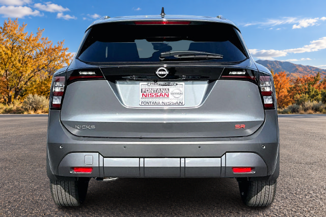 New 2026 Nissan Kicks SR FWD image 4