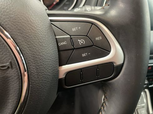 Used 2020 Jeep Compass Latitude AWD/4WD image 30