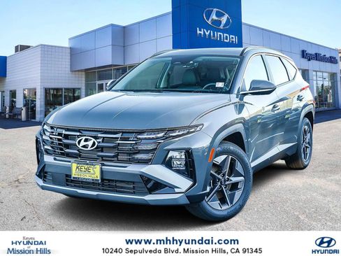 New 2026 Hyundai Tucson SEL image 1