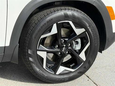 Used 2024 Kia Seltos EX image 22