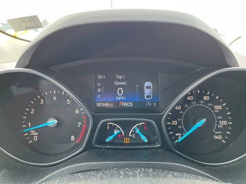 Used 2017 Ford Escape SE w/ Equipment Group 201A image 15