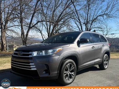Used 2019 Toyota Highlander LE