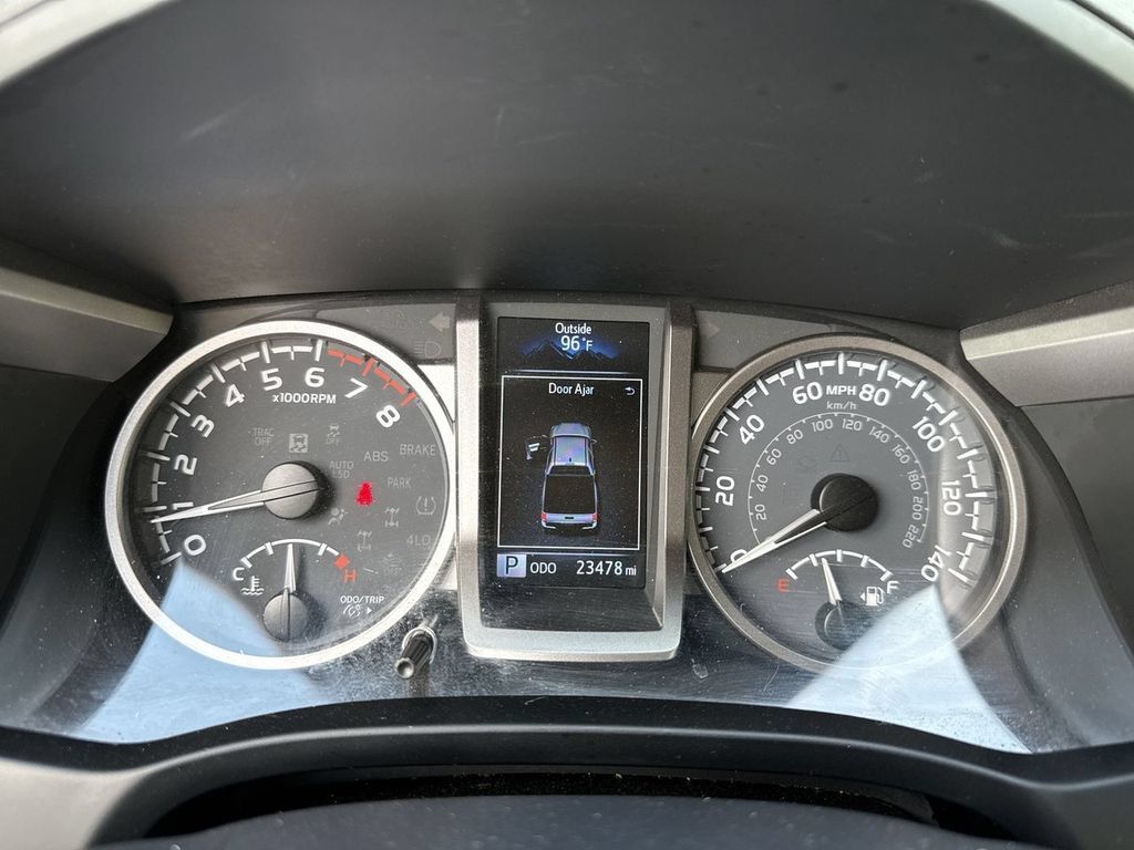 Used 2023 Toyota Tacoma SR5 RWD image 12