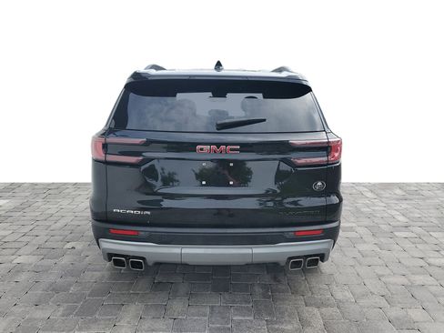 Used 2025 GMC Acadia Elevation FWD image 5