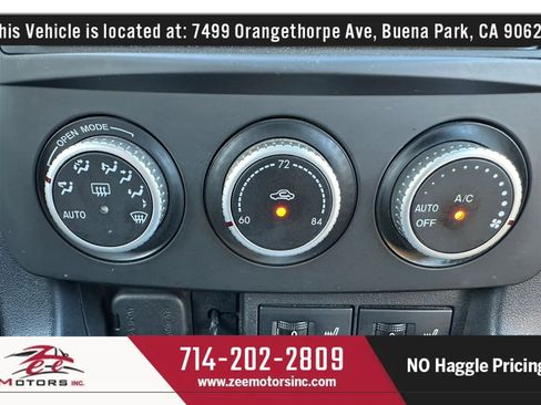 Used 2010 MAZDA MX-5 Miata Grand Touring w/ Premium Pkg RWD image 27