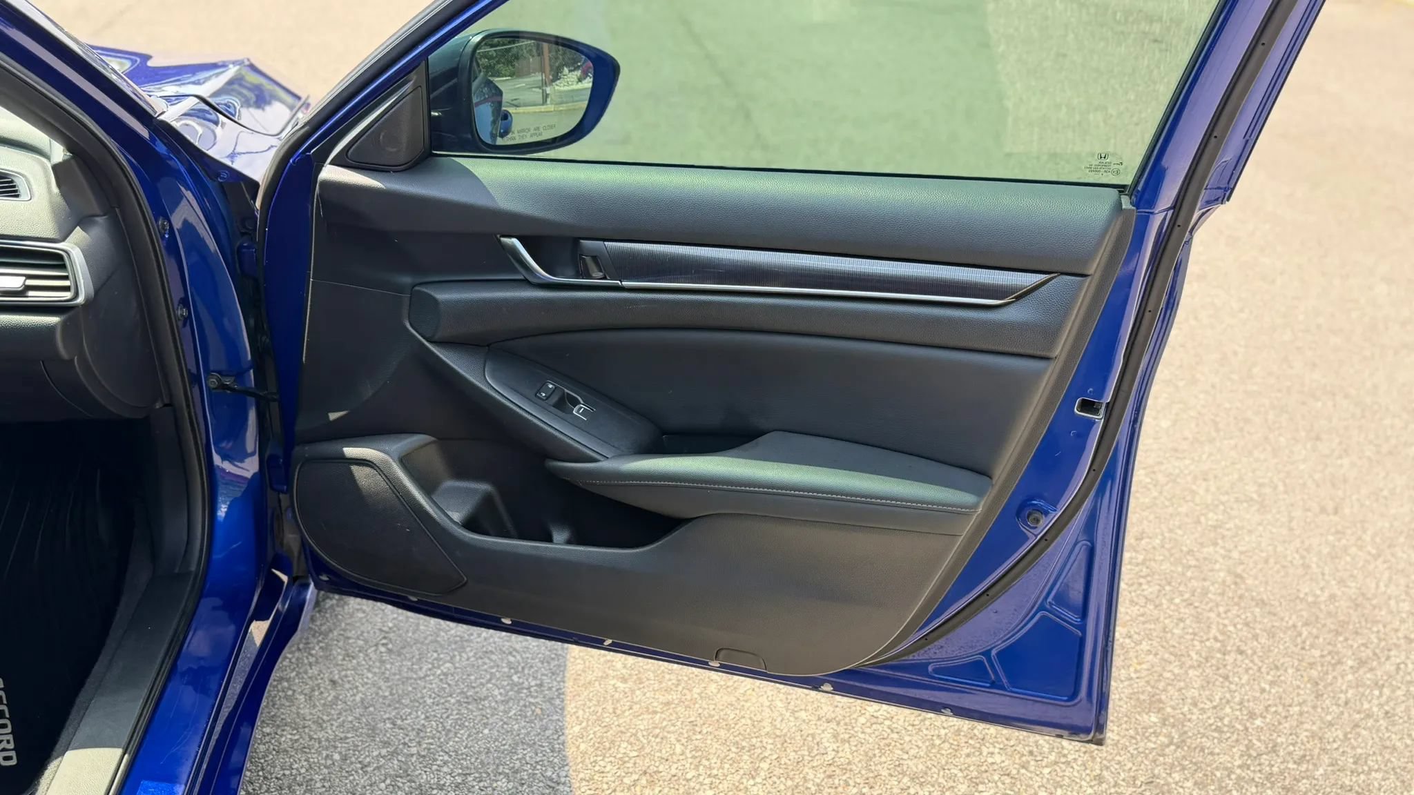Used 2022 Honda Accord Sport image 15