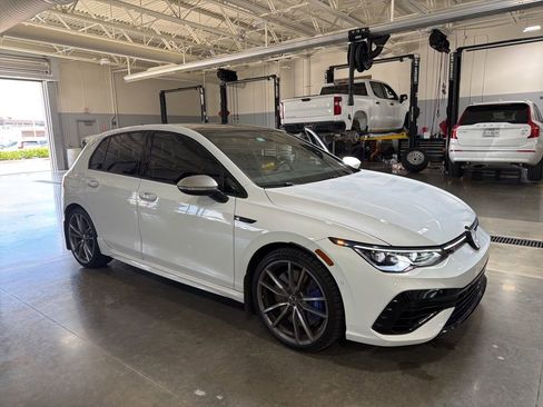Used 2024 Volkswagen Golf R AWD/4WD image 14