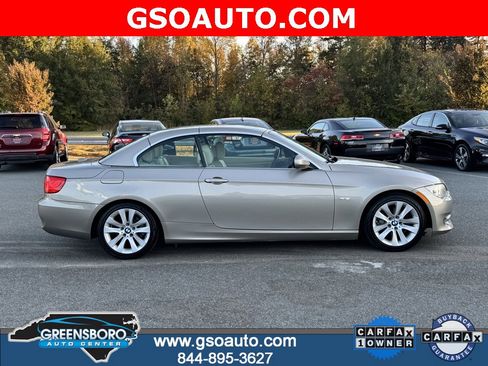 Used 2011 BMW 328i Convertible image 8