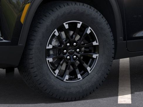 New 2026 Chevrolet Traverse Z71 image 9