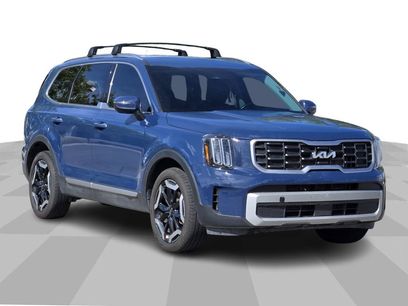 Used 2025 Kia Telluride S