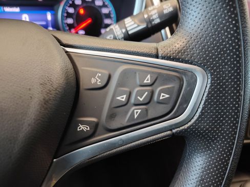 Used 2022 Chevrolet Equinox LT image 19