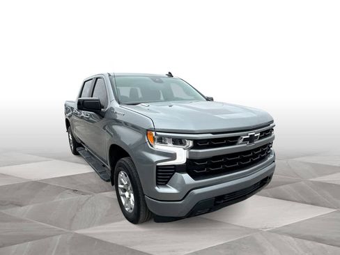Used 2023 Chevrolet Silverado 1500 RST RWD image 2