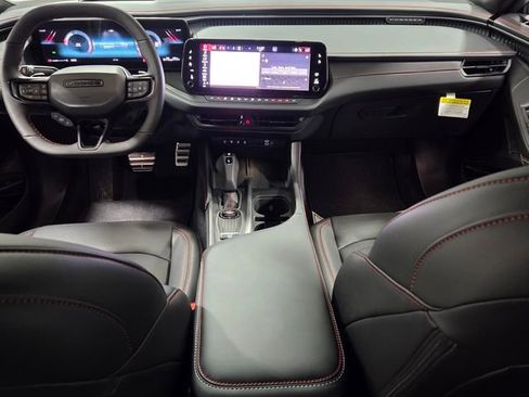New 2026 Dodge Charger R/T AWD/4WD image 8