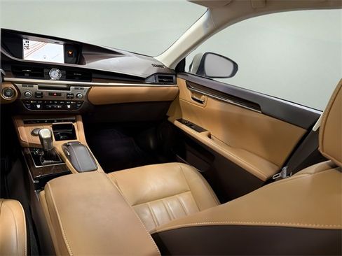 Used 2017 Lexus ES 350 image 28