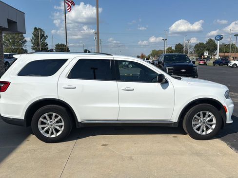 Used 2023 Dodge Durango SXT image 9