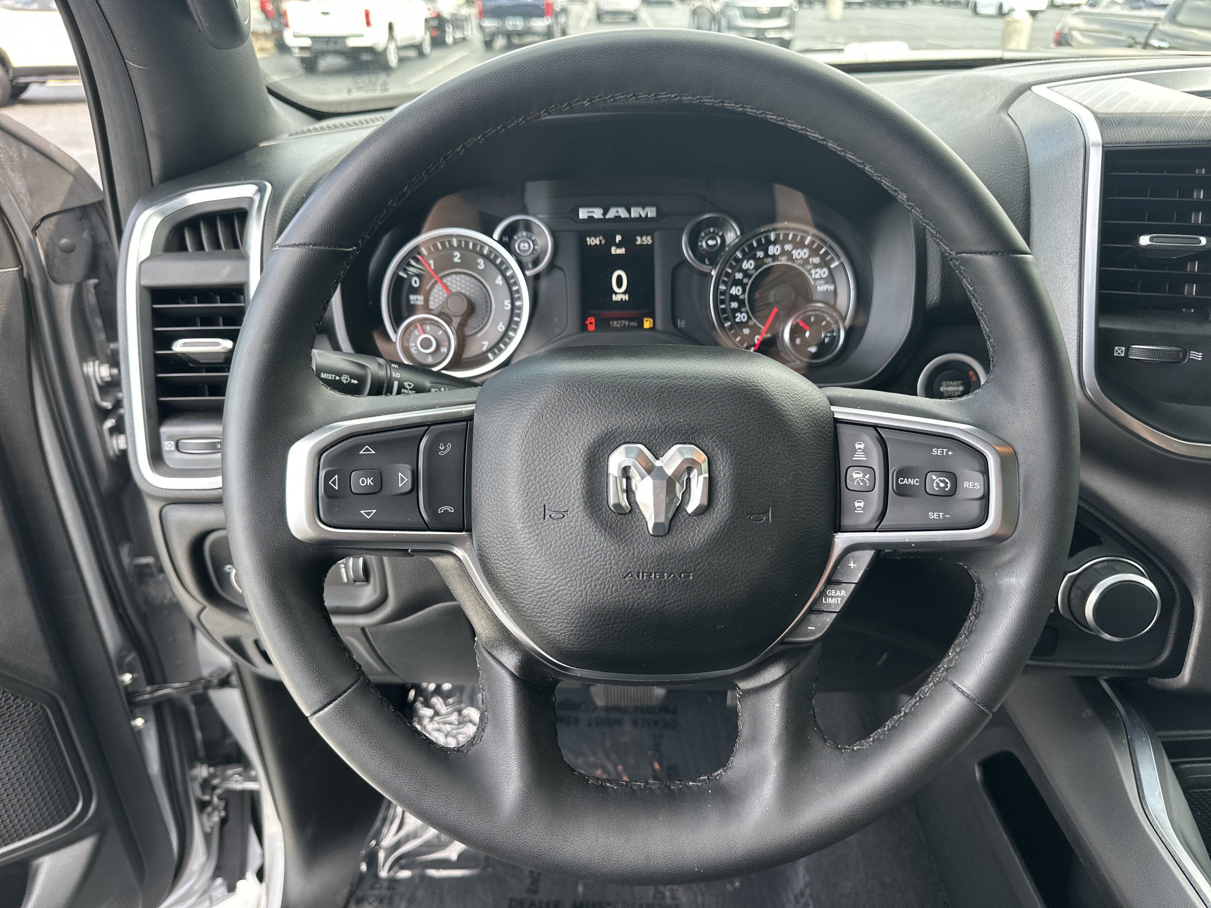 Used 2025 RAM 1500 Big Horn AWD/4WD image 18