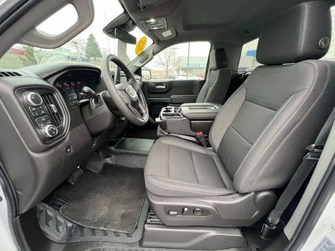 Used 2025 GMC Sierra 1500 Pro w/ Pro Value Package AWD/4WD image 19